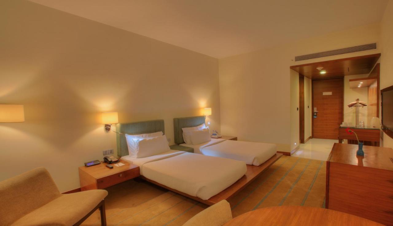 Hotel Parc Estique Pune Exterior photo