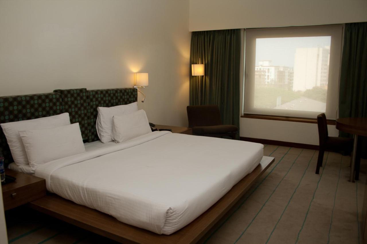 Hotel Parc Estique Pune Exterior photo