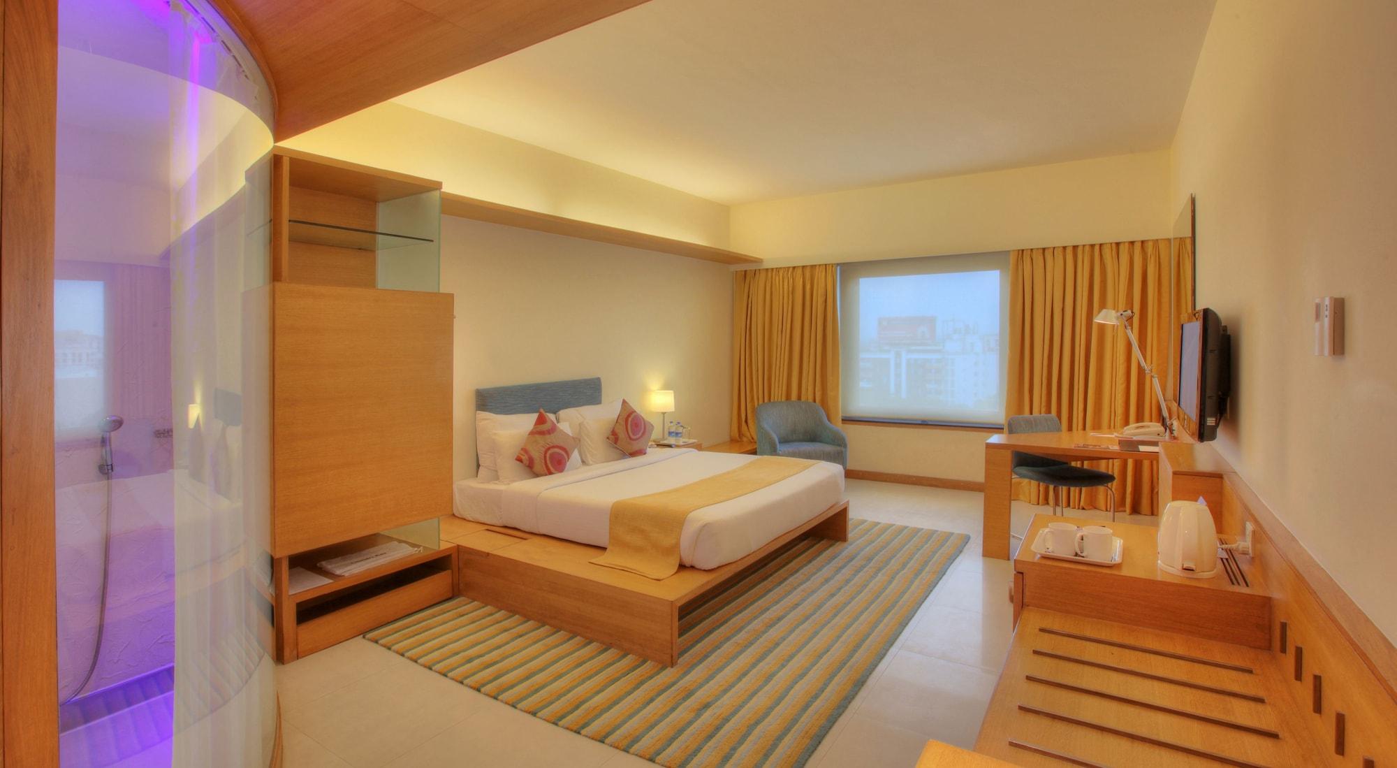 Hotel Parc Estique Pune Exterior photo
