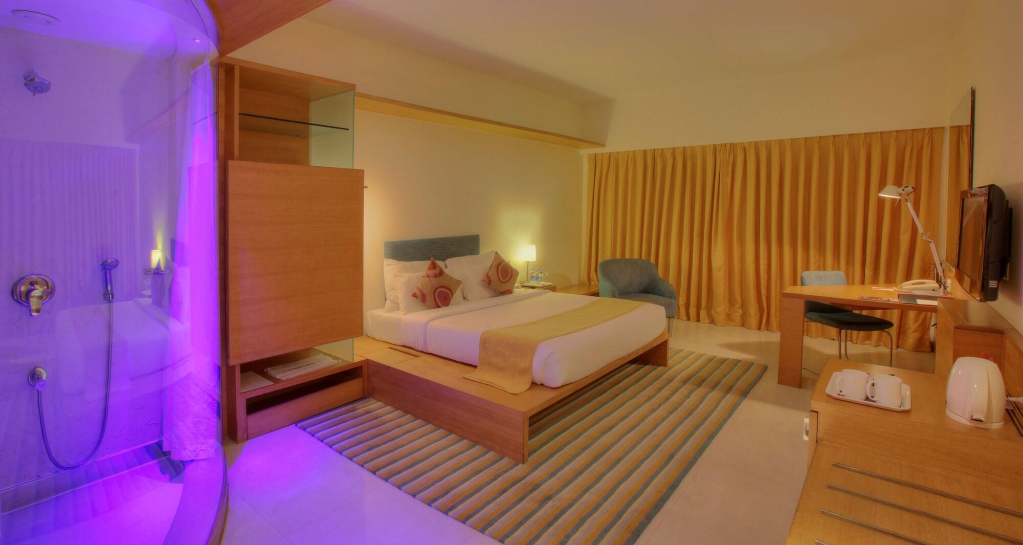 Hotel Parc Estique Pune Exterior photo