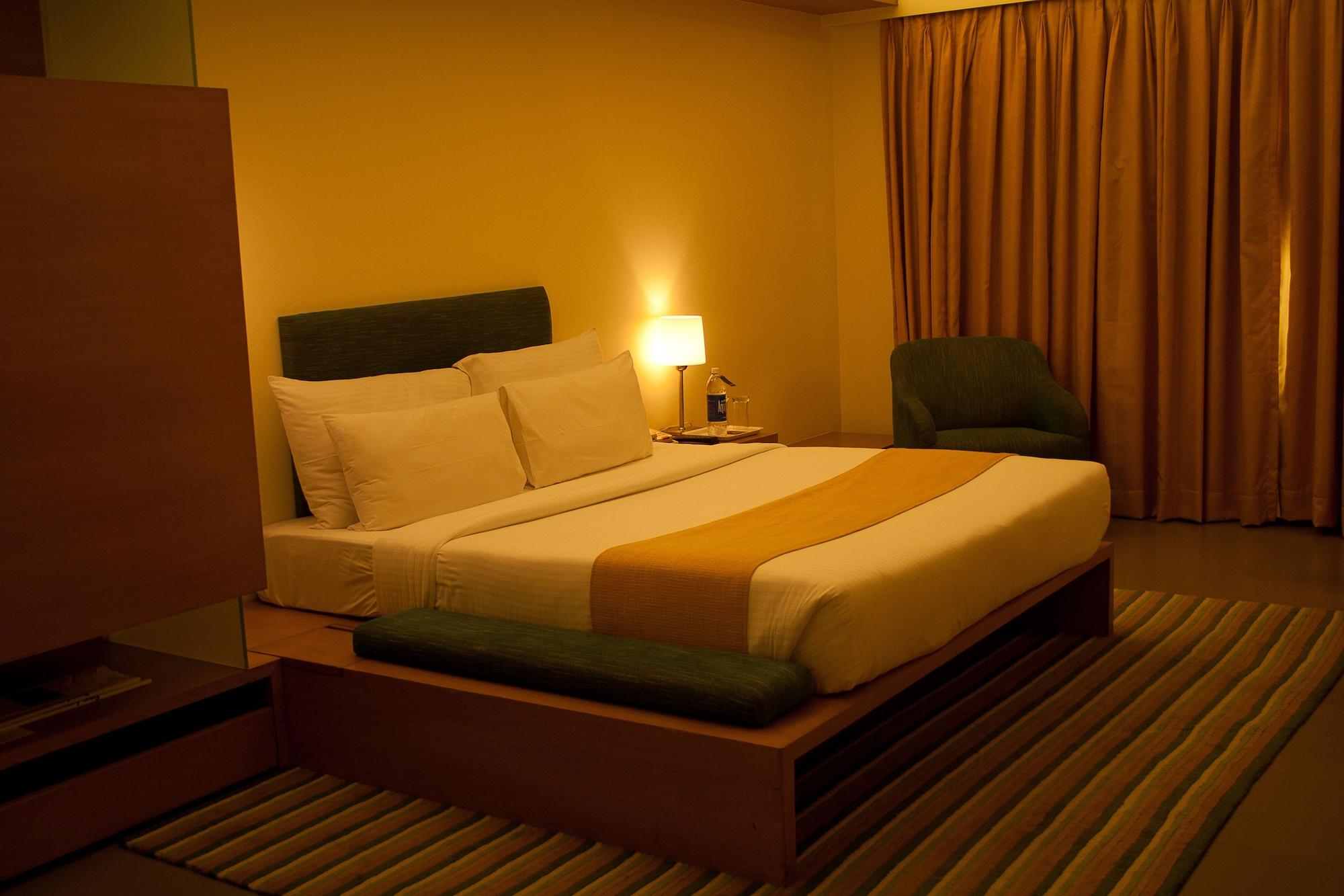 Hotel Parc Estique Pune Exterior photo