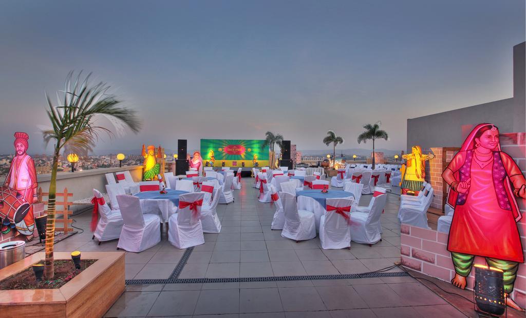 Hotel Parc Estique Pune Exterior photo