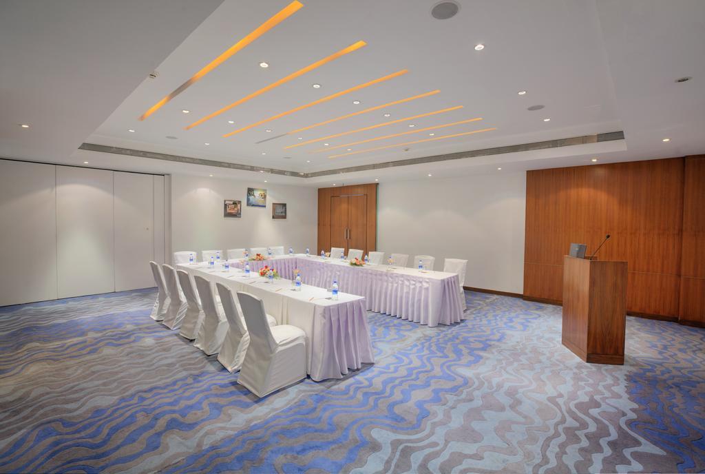 Hotel Parc Estique Pune Exterior photo